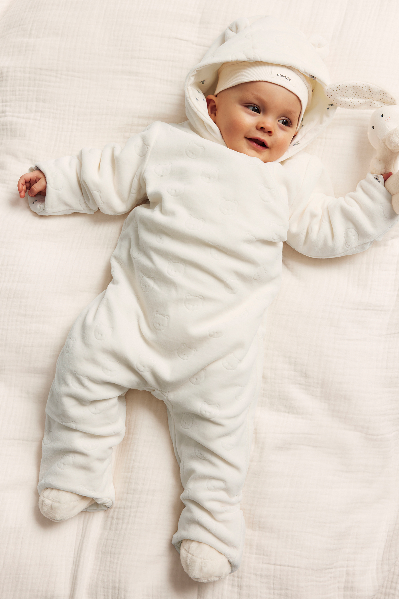 Velour coverall | Off-white | Baby | Newbie