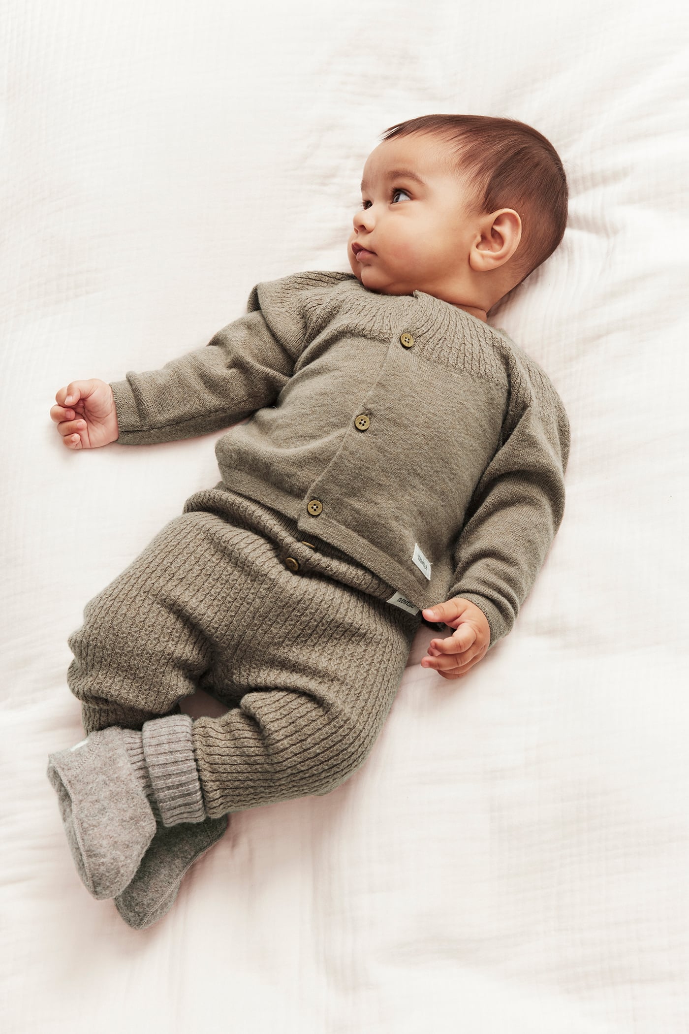 BABY カーディガン 472084_f.jpg?ref=642CD07D00