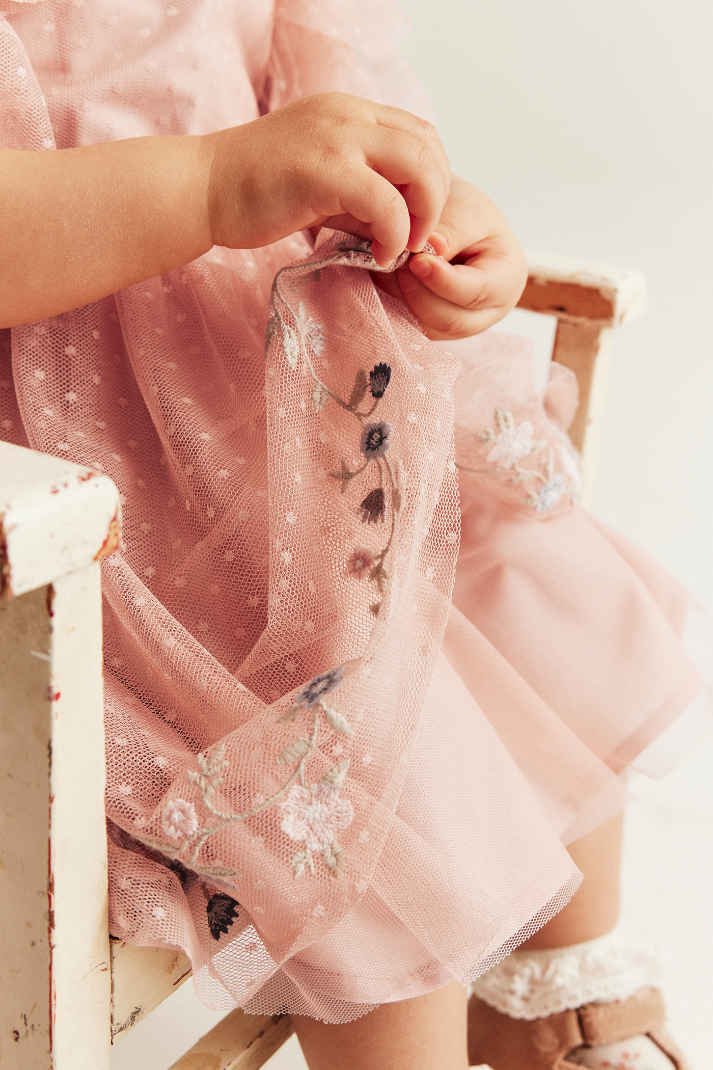 Mesh dress with frills | Pink | Baby | Newbie