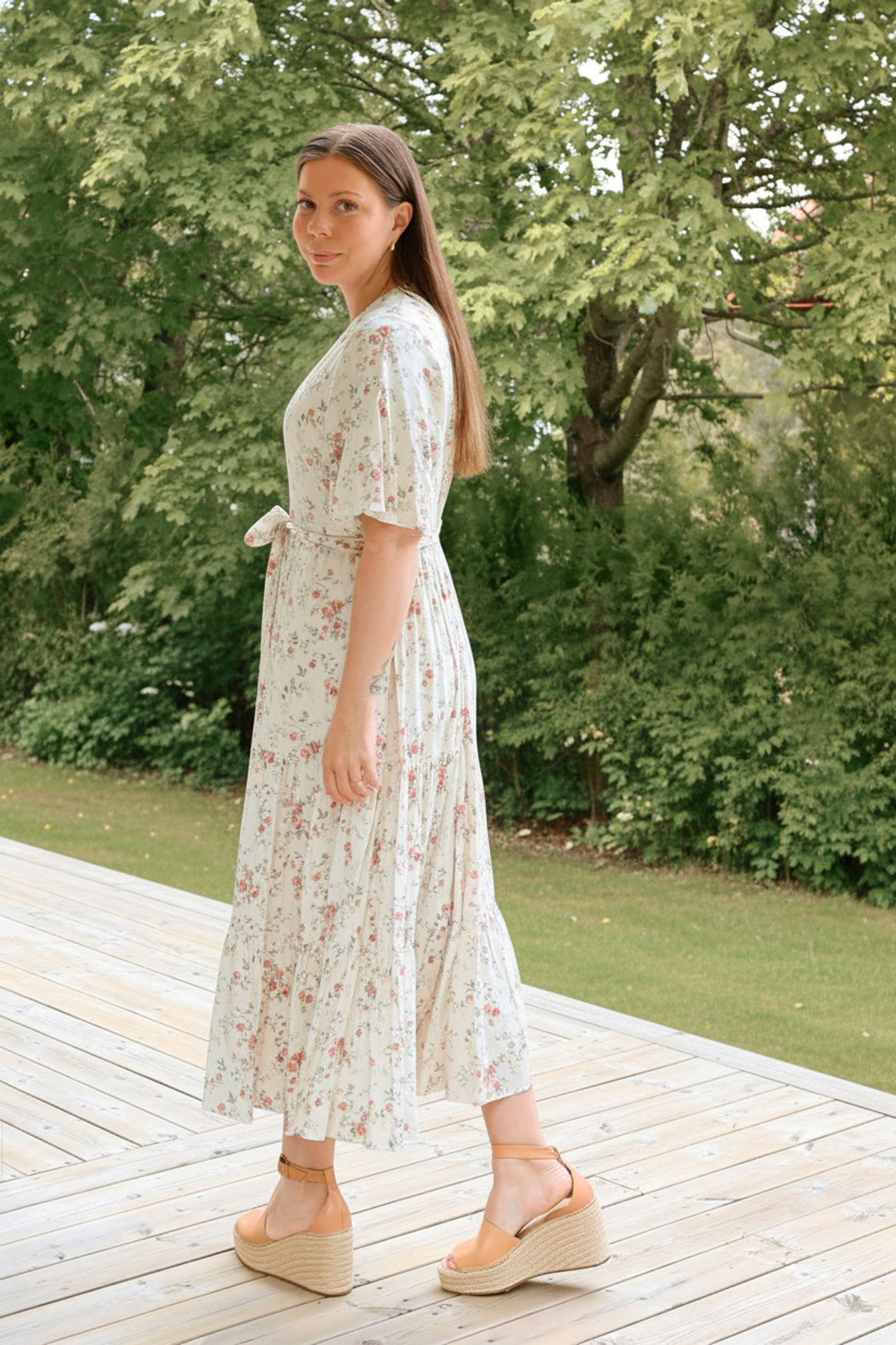 off the shoulder midi dress Black Off The Shoulder Midi Dress