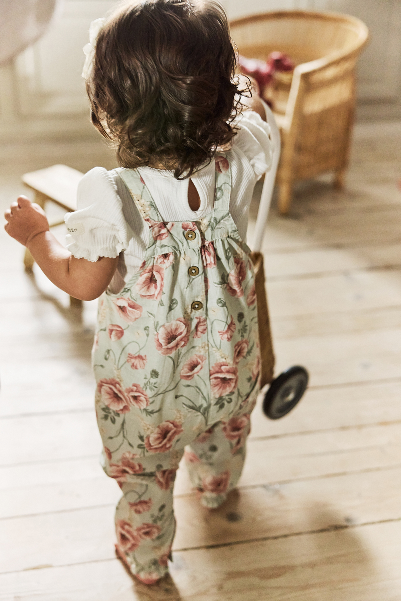 Floral dungarees | Light green | Baby | Newbie