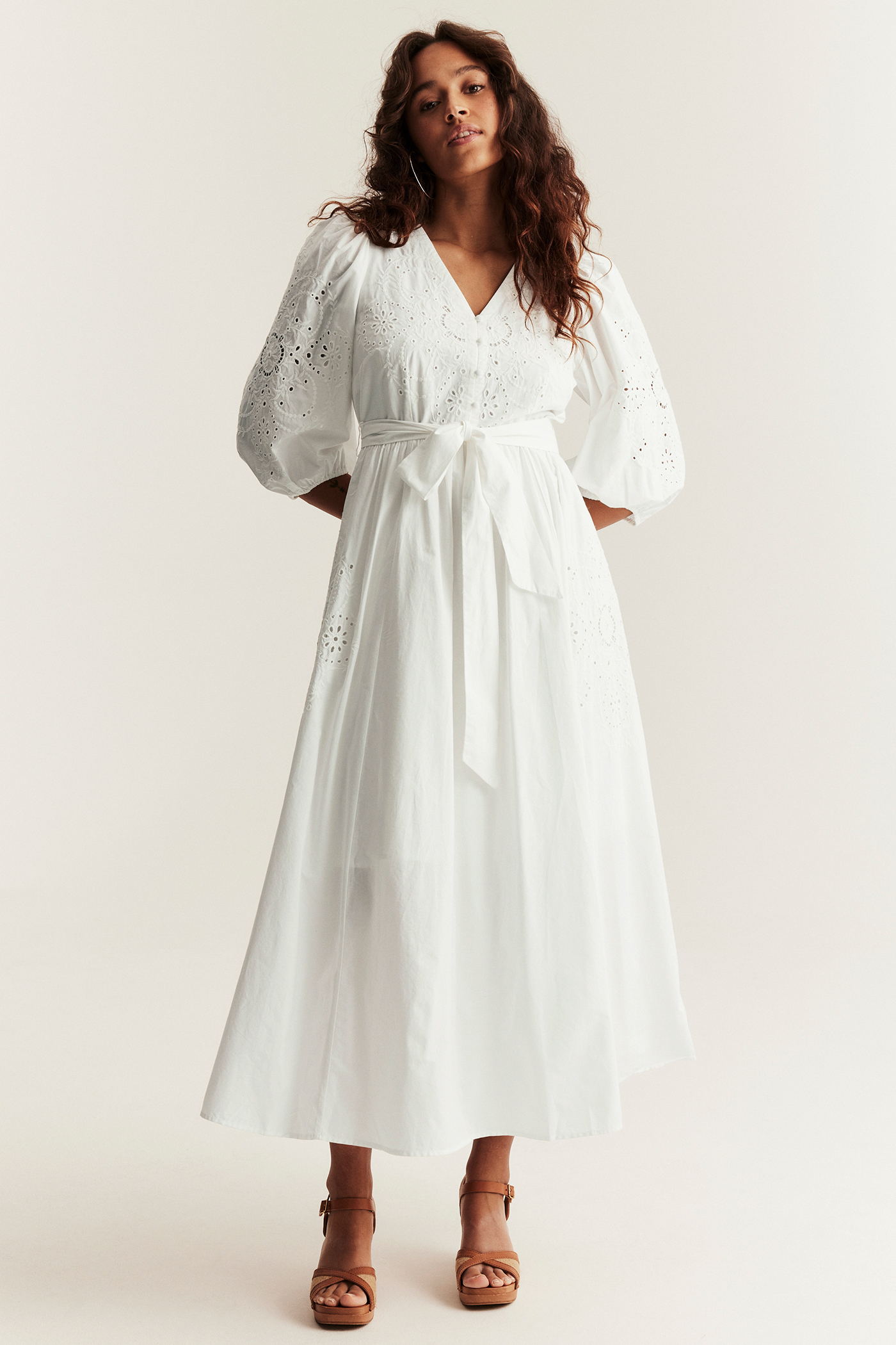 Embroidered dress from Newbie Woman | Off-white | Kids | Newbie